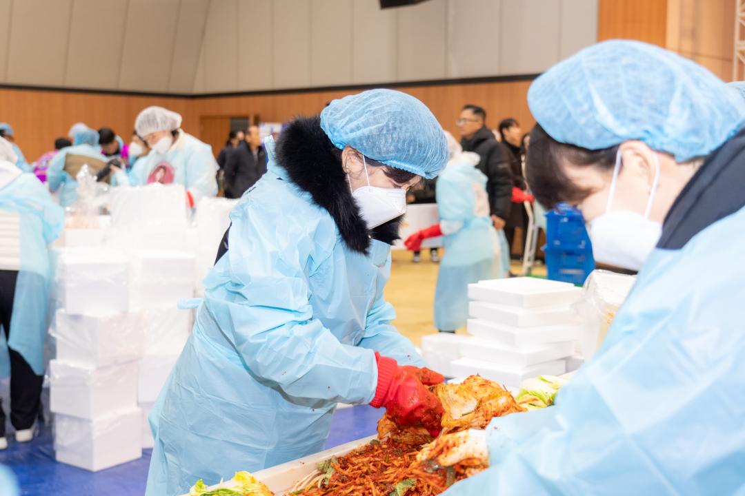 '2024 강남구 장애인 김장나눔 대축제' 게시글의 사진(21) '2024 강남구 장애인 김장나눔 대축제 (21).jpg' '2024 강남구 장애인 김장나눔 대축제' 게시글의 사진(21) '2024 강남구 장애인 김장나눔 대축제 (21).jpg'