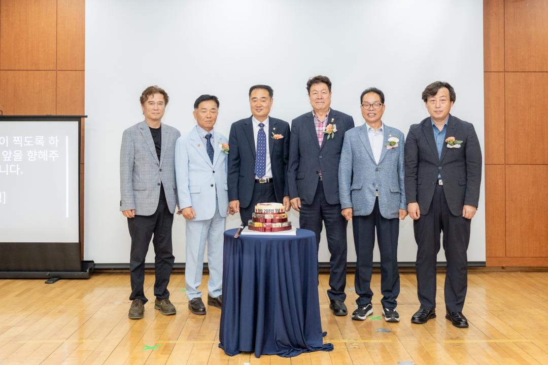 '농아인협회 강남구지회 창립 20주년 기념식' 게시글의 사진(12) '농아인협회 강남구지회 창립 20주년 기념식 (12).jpg'