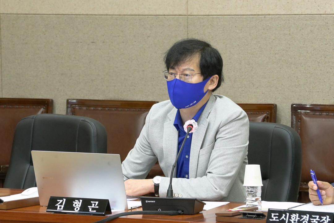 '제306회 제1차 정례회 복지도시위원회' 게시글의 사진(1) '0916_복지도시위원회 (15).jpg'