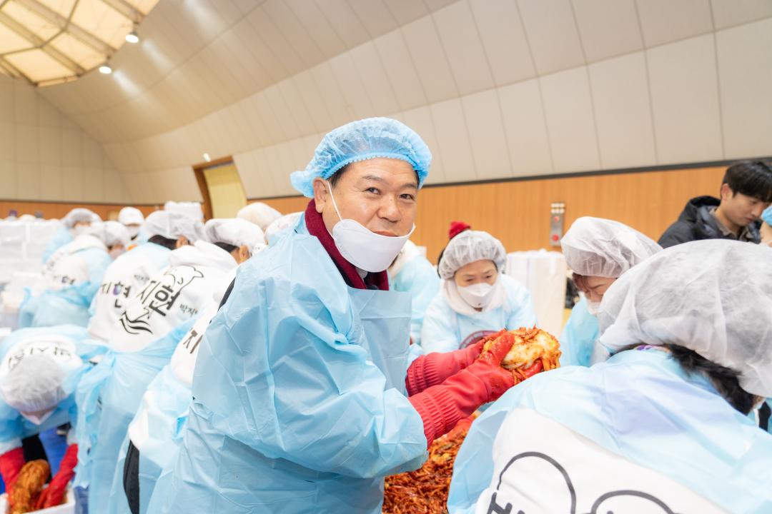 '2024 강남구 장애인 김장나눔 대축제' 게시글의 사진(15) '2024 강남구 장애인 김장나눔 대축제 (15).jpg' '2024 강남구 장애인 김장나눔 대축제' 게시글의 사진(15) '2024 강남구 장애인 김장나눔 대축제 (15).jpg'