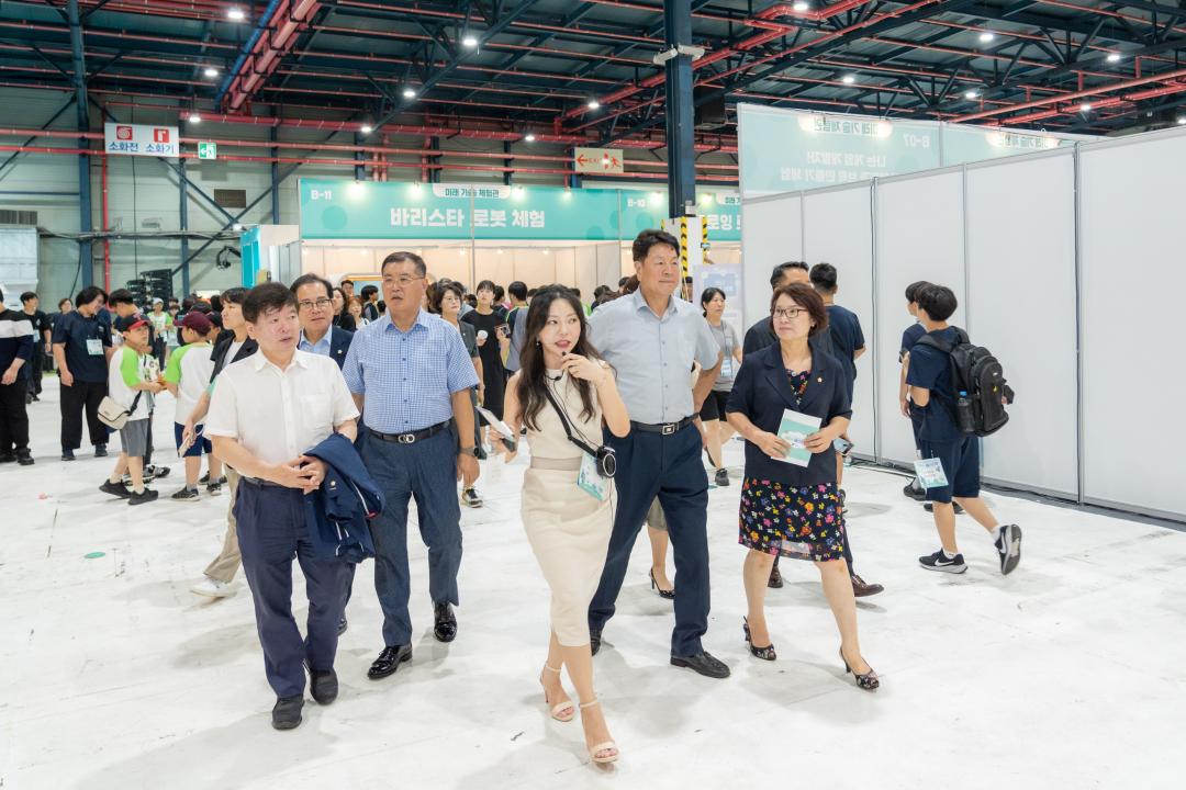 '2024년 강남 디지털 DNA 페스티벌' 게시글의 사진(23) '2024년 강남 디지털 DNA 페스티벌 (23).jpg' '2024년 강남 디지털 DNA 페스티벌' 게시글의 사진(23) '2024년 강남 디지털 DNA 페스티벌 (23).jpg'