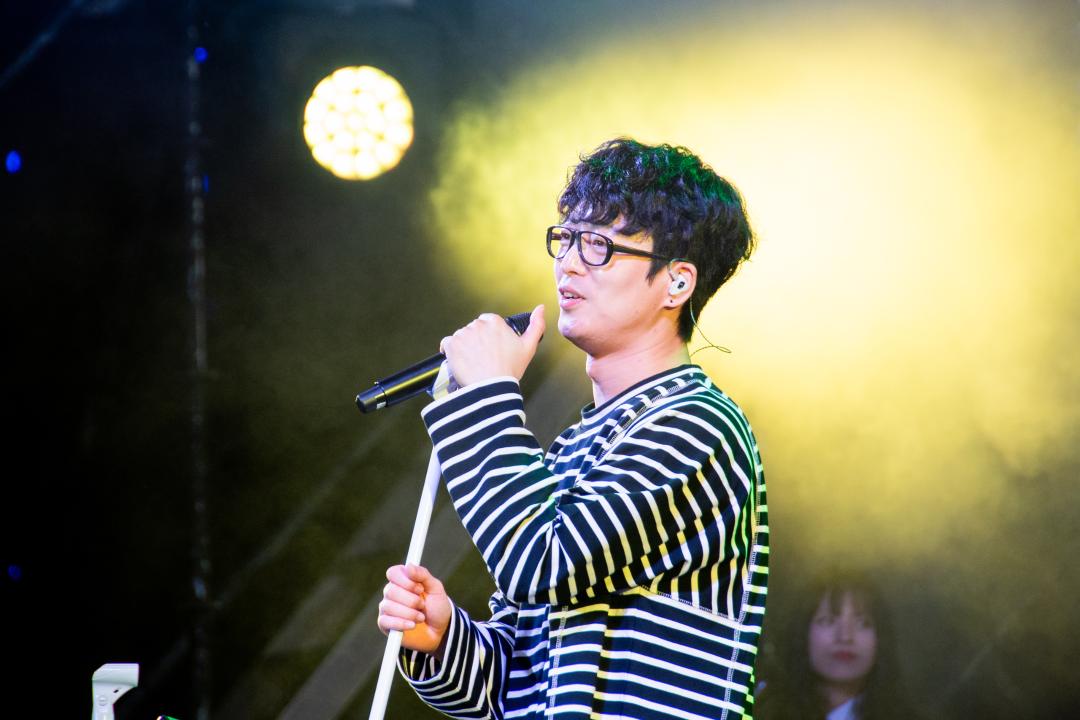 '2023 마루공원 그린콘서트' 게시글의 사진(5) 'b6542d7fb1c403e927ed974298d02632fa048d8d7c45473e53b623dbc2cfd808.jpg' '2023 마루공원 그린콘서트' 게시글의 사진(5) 'b6542d7fb1c403e927ed974298d02632fa048d8d7c45473e53b623dbc2cfd808.jpg'