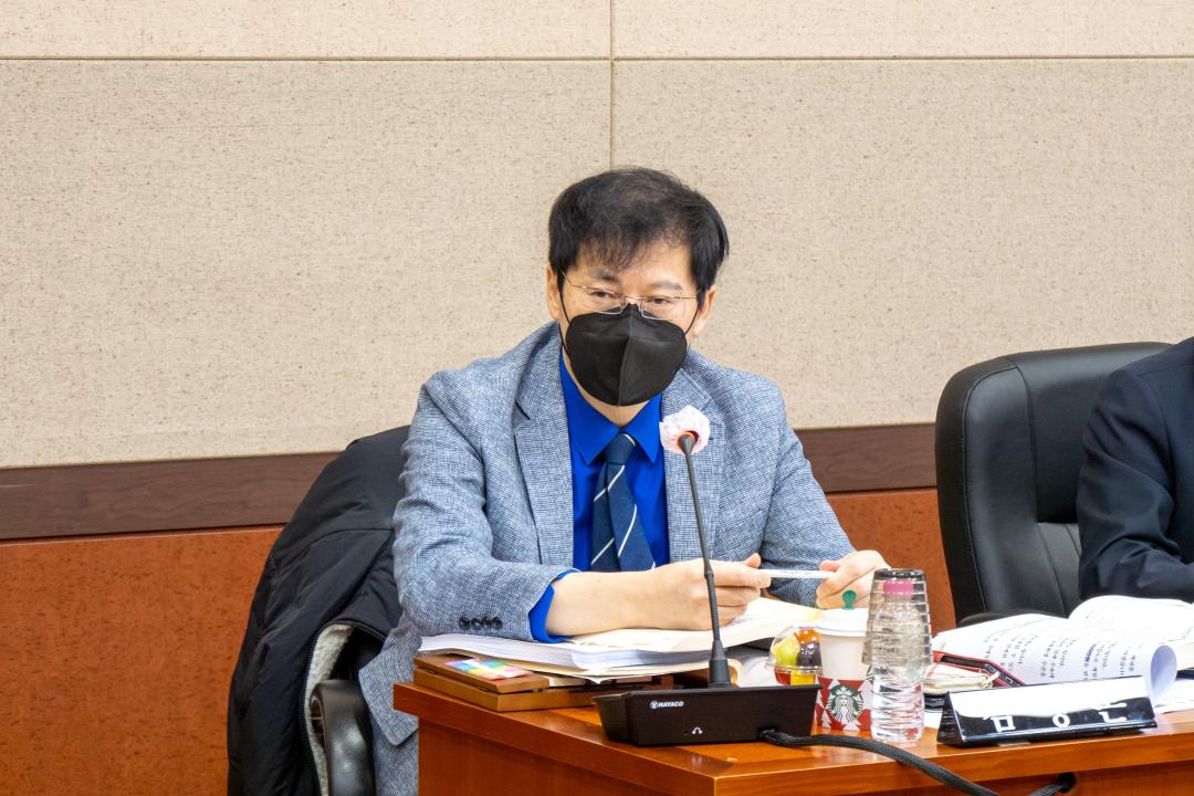 '제308회 제2차 정례회 복지도시위원회' 게시글의 사진(1) 'P1058060.jpg'