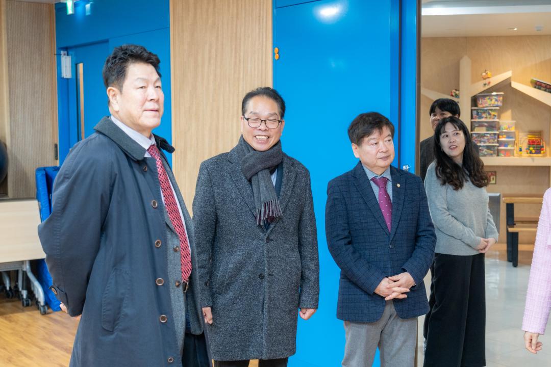 '강남장애인가족지원센터 성금전달' 게시글의 사진(6) '강남장애인가족지원센터 성금전달 (7).jpg'