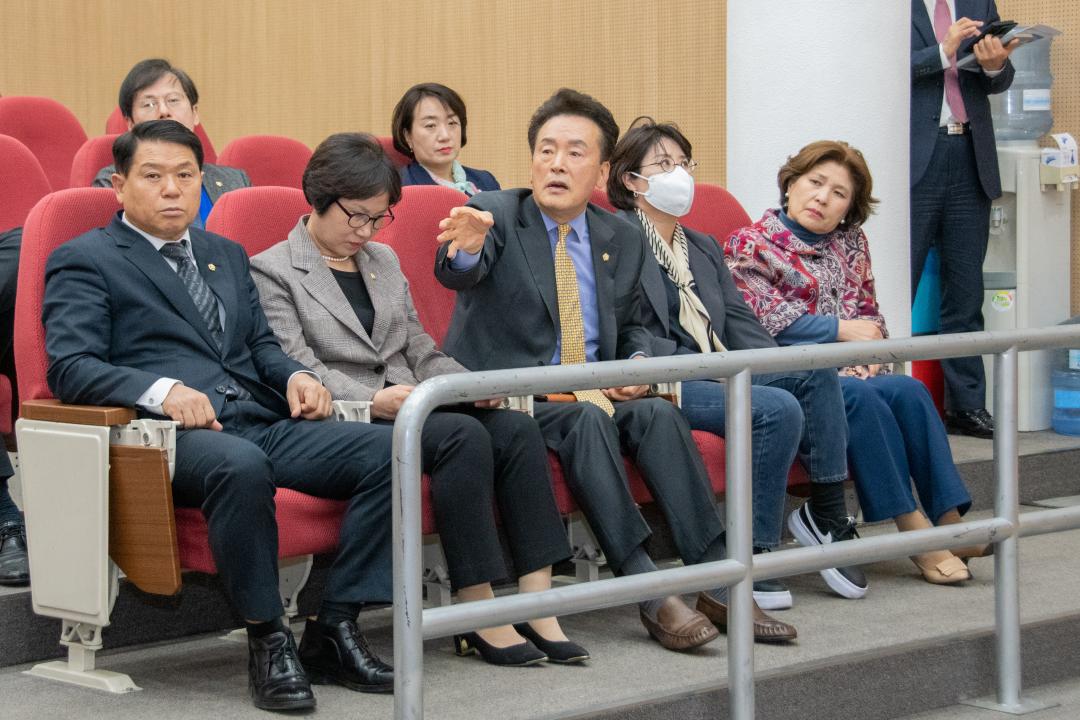 '제310회 임시회 복지도시위원회 현장방문' 게시글의 사진(7) '0322_2 복도 현장방문(강남자원회수시설) (4).jpg'