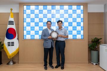 강남구의회 의원 추천 감사패 수여식