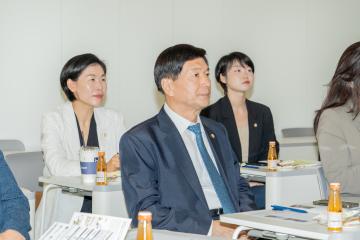 행정재경위원회 현장방문(강남메디컬투어센터)