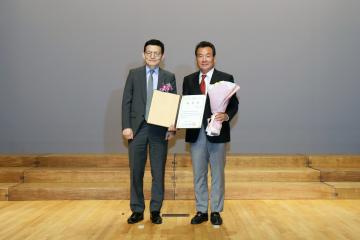 제8대 강남구의회의원 당선증 교부