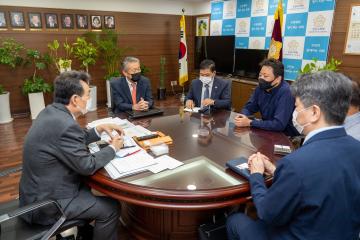 메릴랜드주 장관(지미 리) 내방