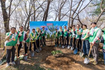 2025년 강남구 새마을회 식목일 나무심기