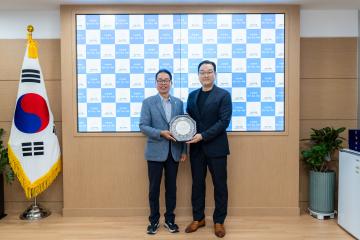 강남구의회 의원 추천 감사패 수여식