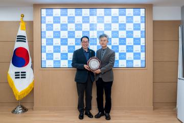 강남구의회 의원 추천 감사패 수여식